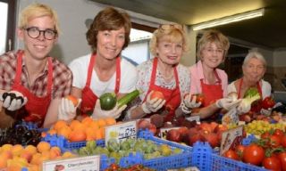 gemusehandler dusseldorf Angela Miggitsch Obst und Gemüse