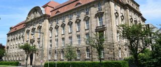 bietet pfandjob an dusseldorf Oberlandesgericht Düsseldorf