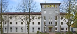 landliche hauser paare jacuzzi dusseldorf B&B Hotel Düsseldorf-Ratingen